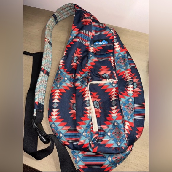 KAVU Original Rope Bag Sling Pack with Adjustable Rope Shoulder Strap - Mojave - Picture 11 of 14